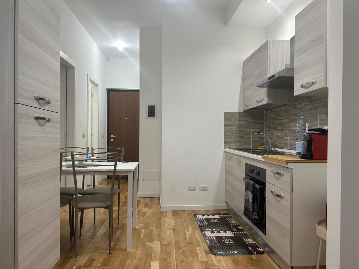 Vt Home - Appartamento Milano Zona Navigli Ngoại thất bức ảnh